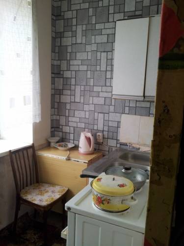 ПРОДАМ ГОСТИНКУ МАЛОСЕМЕЙКУ