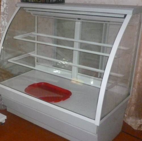 Продаю торговое оборудование для магазина.