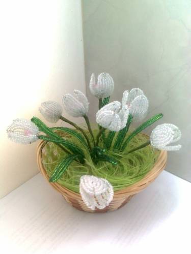 подснежники из бисера